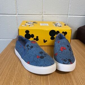 W 7.5: Aldo X Disney Women’s Blue Mickey Loafers